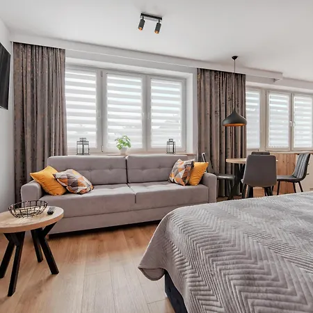 Centrum - Acco Rent Апартаменти *